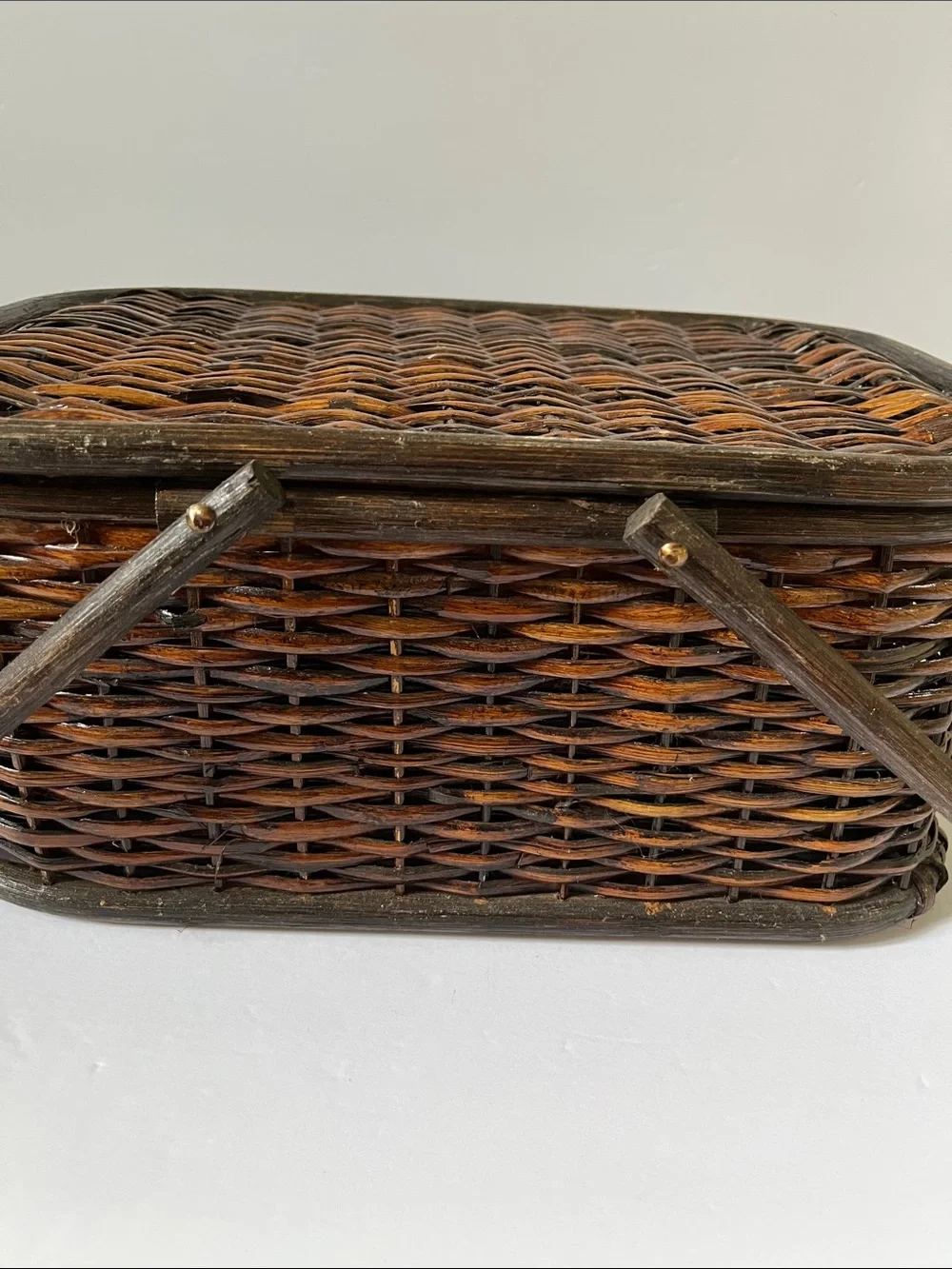 Vintage Woven Wicker Picnic Basket with Folding Bamboo Handles